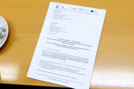PIVKA PODPIS POGODBE O POSTAVITVI SONČNIH ELEKTRARN 13.6.2025 - Valter Leban-9242